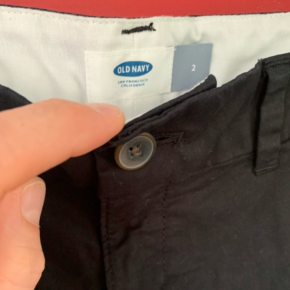 Old Navy Shorts in black - Picture 3 of 3